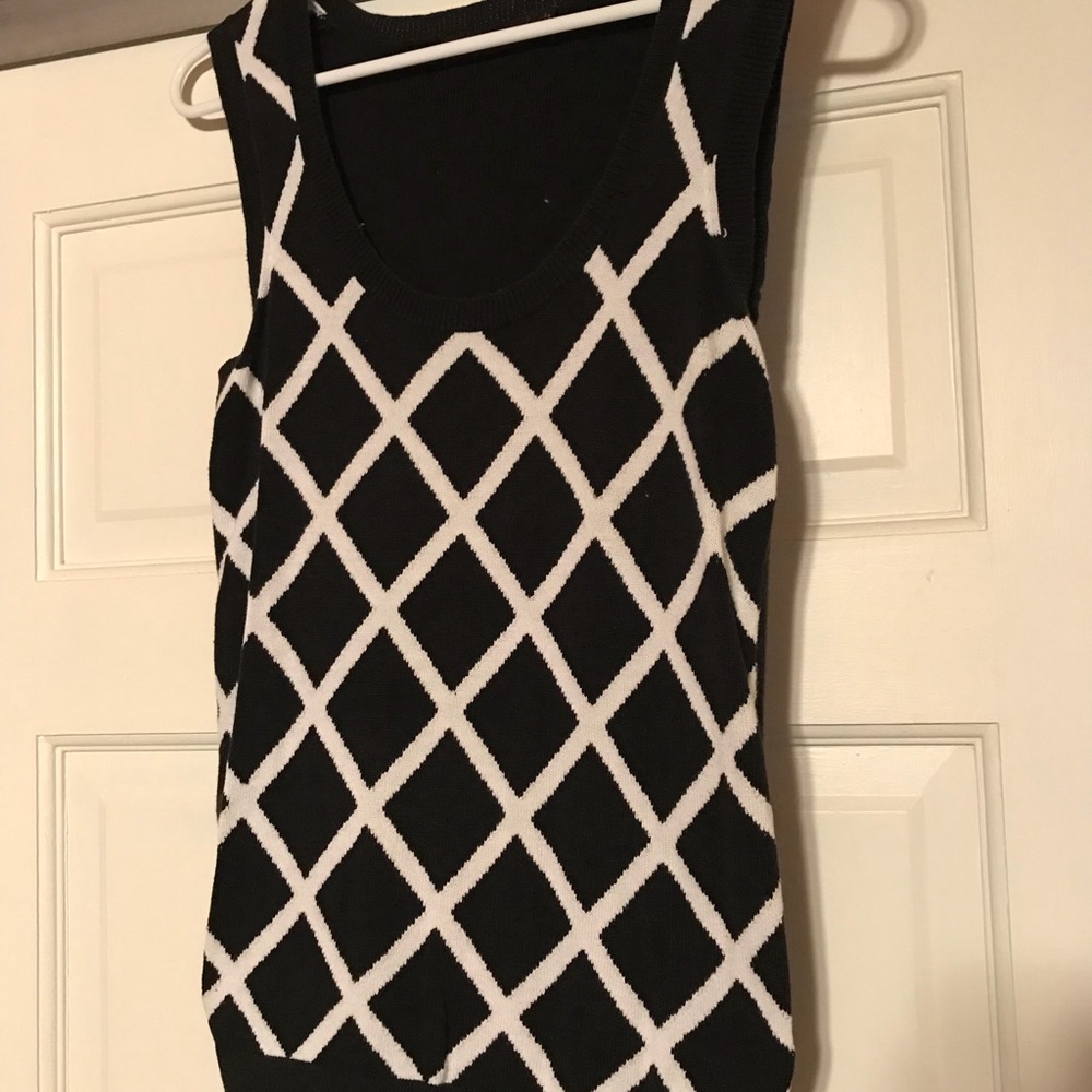 The Limited Sweater vest size M